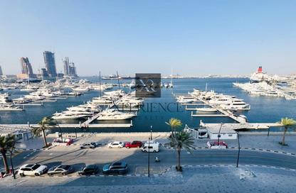 Apartment - 4 - 5 for rent in Seagate Building 2 - Seagate - Mina Rashid - Dubai