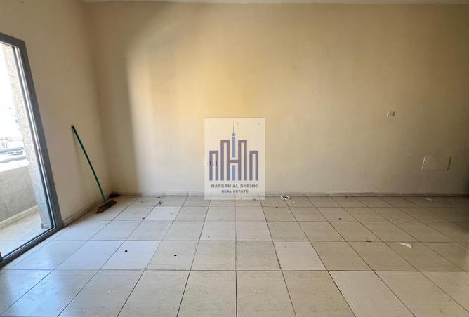 2OiRUwbLBE8 - صورة العقار 3