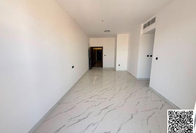 99119820 - Property Image 3