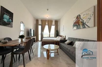 Apartment - Studio - 1 Bathroom for rent in The Gate - Masdar City - Abu Dhabi