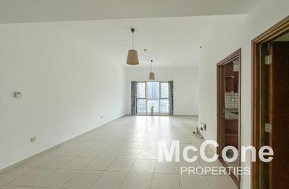 Apartment - 2 Bedrooms - 3 Bathrooms for rent in Cascades Tower - Dubai Marina - Dubai