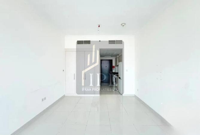 106865308 - Property Main Image