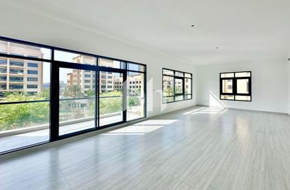 Apartment - 3 - 4 for rent in Al Ghaf 2 - Al Ghaf - Greens - Dubai