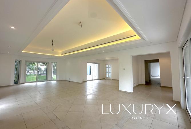 82801323 - Property Image 3