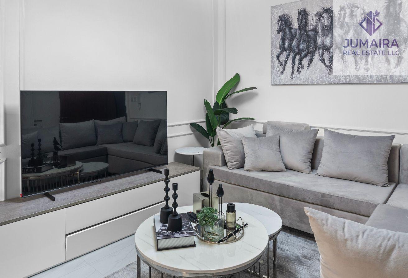 2 Bedroom | Golf View | Fully Upgraded