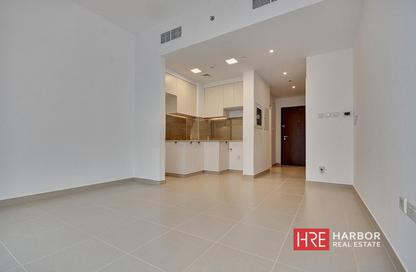 Apartment - Studio - 1 Bathroom for sale in Zahra Breeze Apartments 3A - Zahra Breeze Apartments 3 - Zahra Breeze Apartments - Town Square - Dubai