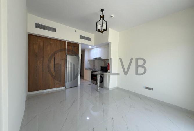 100418878 - Property Image 2