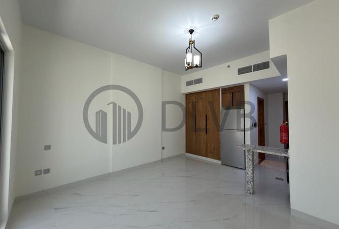 100418878 - Property Image 3