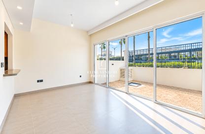 Townhouse - 5 - 6 for rent in Nice - Damac Lagoons - Dubai