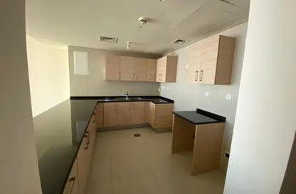 Apartment - 1 Bedroom - 2 Bathrooms for rent in Tala Tower - Marina Square - Al Reem Island - Abu Dhabi