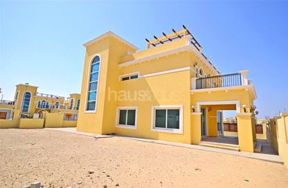 Villa - 4 Bedrooms - 4 Bathrooms for rent in Legacy Nova Villas - District 9 - Jumeirah Park - Dubai