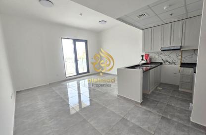 Apartment - 1 Bedroom - 2 Bathrooms for rent in Marah Building - International City Phase 2 - Al Warsan 4 - Al Warsan - Dubai