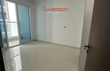 شقة - غرفة نوم - 2 حمامات للايجار في ذا جيت ريزيدنس 1 - مجمع دبي ريزيدنس - دبي لاند - دبي