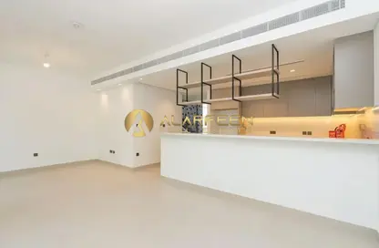 Townhouse - 3 Bedrooms - 4 Bathrooms for rent in Aura Gardens - Tilal Al Ghaf - Dubai