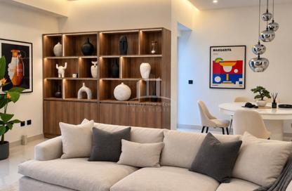 Apartment - 2 - 3 for sale in Rimal 1 - Rimal - Jumeirah Beach Residence - Dubai