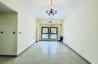 Apartment - 2 Bedrooms - 3 Bathrooms for rent in Al Raffa - Bur Dubai - Dubai