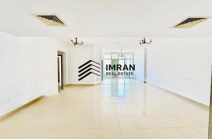 Apartment - 2 Bedrooms - 3 Bathrooms for rent in New Al Taawun Road - Al Taawun - Sharjah