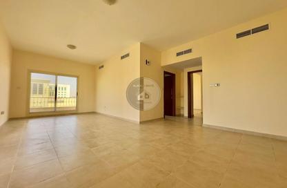 Apartment - 1 Bedroom - 2 Bathrooms for rent in Golf Apartments - Al Hamra Village - Ras Al Khaimah