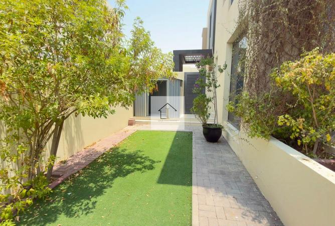 128810480 - Property Image 2