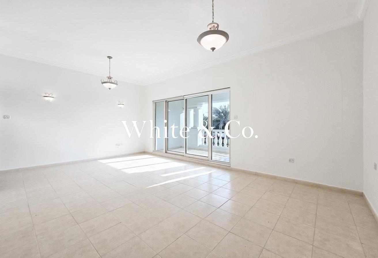 11,049 SQFT | CORNER VILLA | UPGRADED photo 23