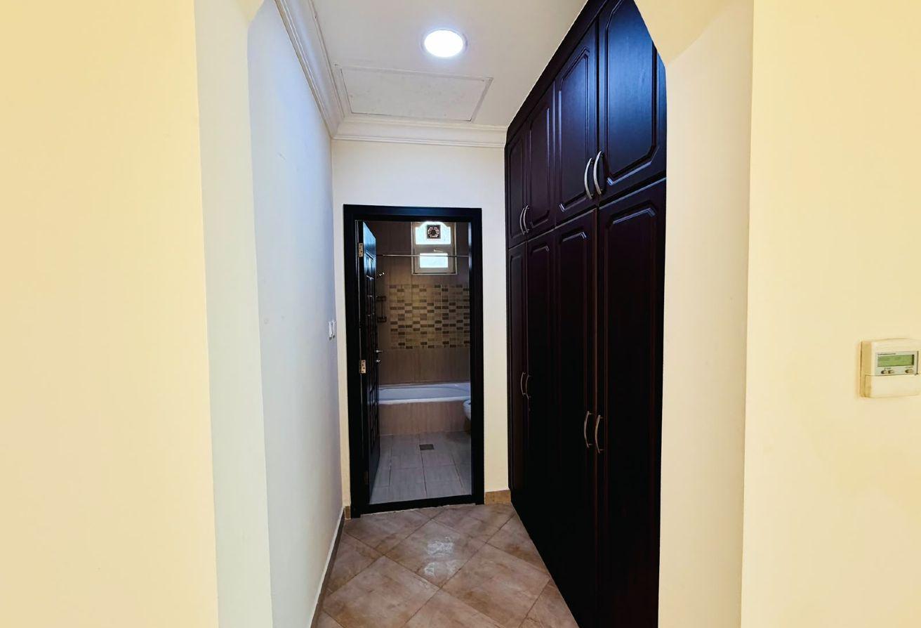 5BR Villa Front Of Road Near To School &Mall &HPTL photo 12