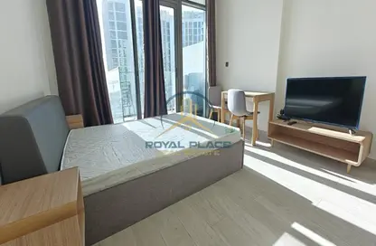 Apartment - Studio - 1 Bathroom for rent in Farhad Azizi Residence - Al Jaddaf - Dubai