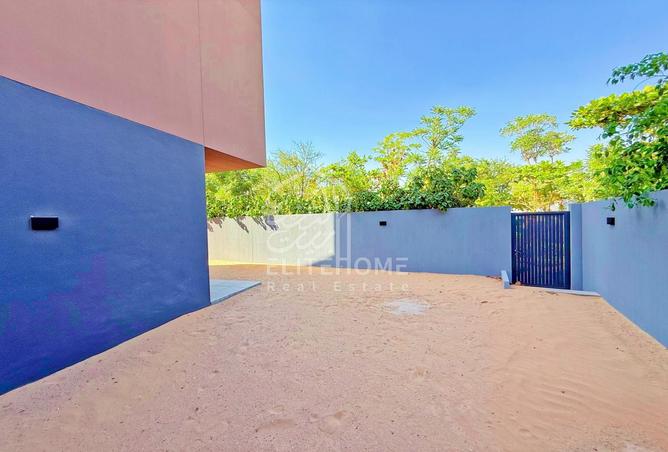 79837679 - Property Image 2