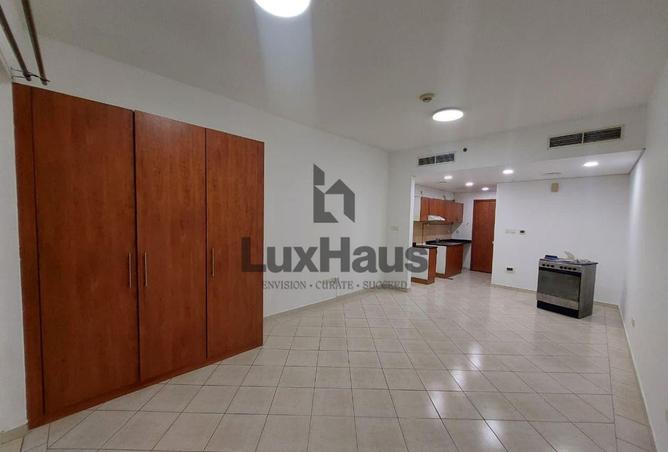 96932409 - Property Main Image