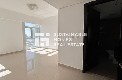 Apartment - 3 Bedrooms - 5 Bathrooms for rent in Tala Tower - Marina Square - Al Reem Island - Abu Dhabi Apartment - 3 Bedrooms - 5 Bathrooms for rent in Tala Tower - Marina Square - Al Reem Island - Abu Dhabi