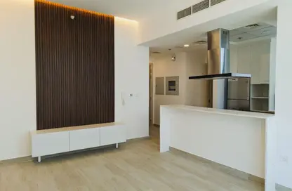 شقة - غرفة نوم - 2 حمامات للايجار في ذا ايست كريست - ديستريكت 17 - قرية جميرا الدائرية - دبي