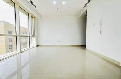 Apartment - 1 Bedroom - 1 Bathroom for rent in Nova Tower - Dubai Silicon Oasis - Dubai