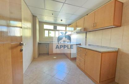 Apartment - 2 - 2 for rent in Muwaileh 3 Building - Muwaileh - Sharjah
