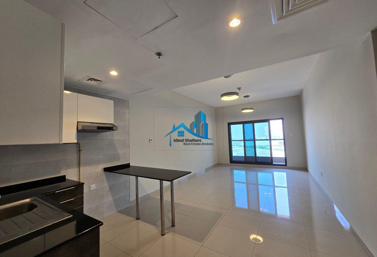 SPACIOUS OPEN PLAN LAY OUT STUDIO WITH BALCONEY photo 6