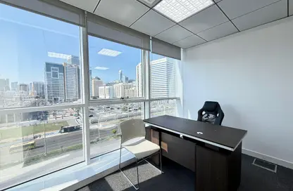 مكتب - غرفة نوم - 4 حمامات للايجار في برج مدينة زايد - منطقة المرور - أبوظبي