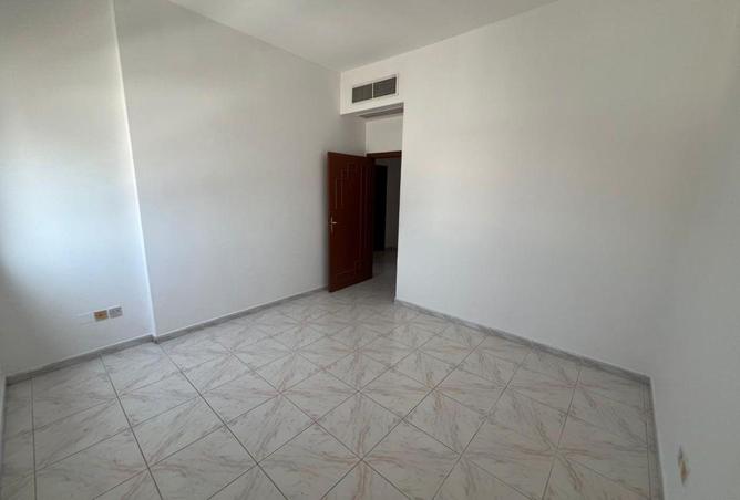 73846151 - Property Image 3