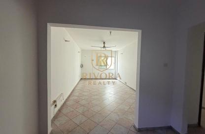 Office Space - Studio - 2 for rent in Al Muteena - Deira - Dubai Office Space - Studio - 2 for rent in Al Muteena - Deira - Dubai
