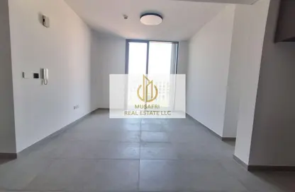 شقة - 2 غرف نوم - 3 حمامات للايجار في الطراز - حي نسيج - الجادة - الشارقة شقة - 2 غرف نوم - 3 حمامات للايجار في الطراز - حي نسيج - الجادة - الشارقة