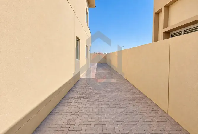 153282819 - Property Image 3