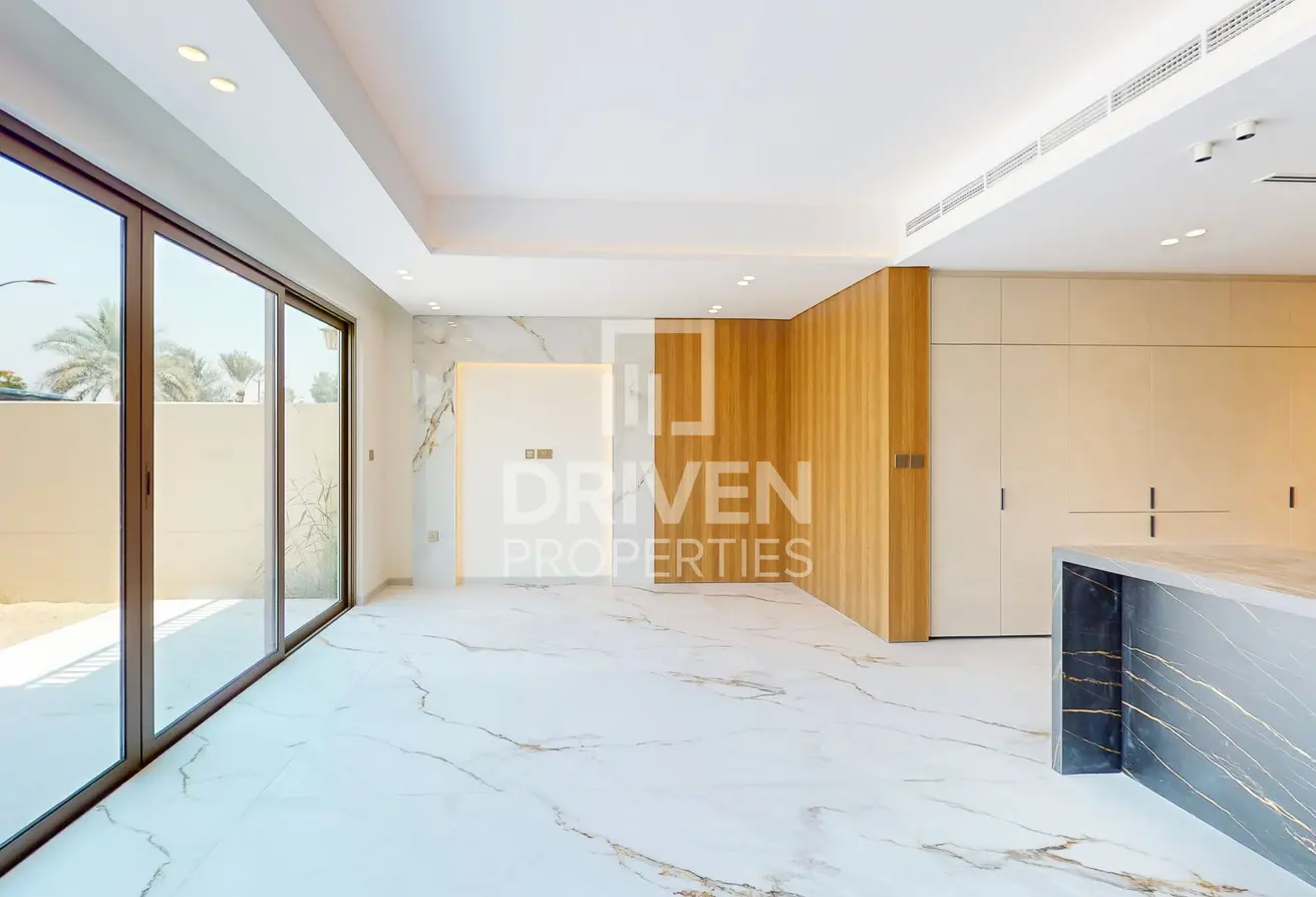 155062115 - Property Main Image