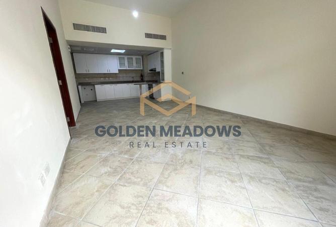 62477073 - Property Image 2