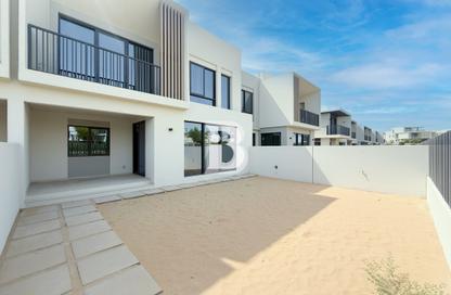 Townhouse - 4 - 4 for rent in Jebel Ali Village Townhouses - Jebel Ali Village - Jebel Ali - Dubai
