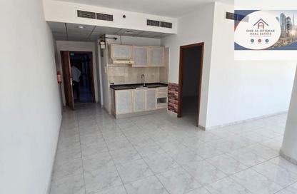 Apartment - 1 Bedroom - 2 Bathrooms for rent in Al Mujarrah - Al Sharq - Sharjah Apartment - 1 Bedroom - 2 Bathrooms for rent in Al Mujarrah - Al Sharq - Sharjah