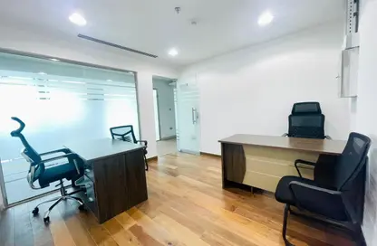 مكتب - استوديو - 4 حمامات للايجار في شارع حمدان - أبوظبي