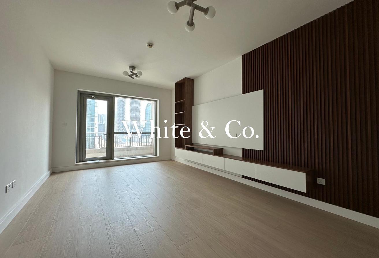 Upgraded | Vacant Now | Prime Location photo 6
