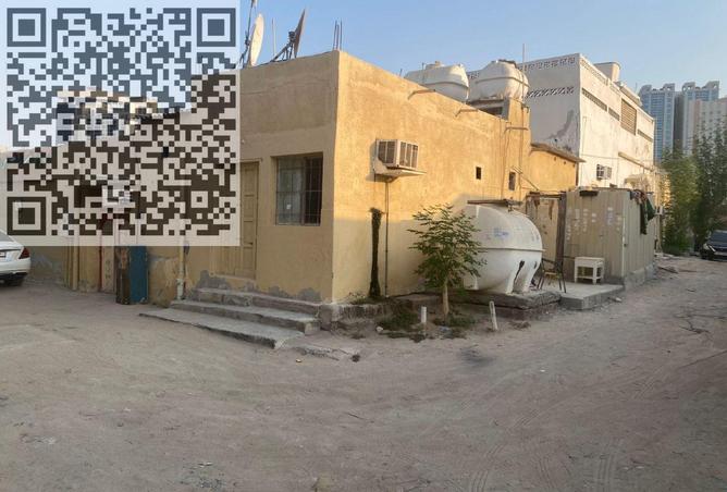 5 BR Arabic House in Al Rashidiya3, Ajman