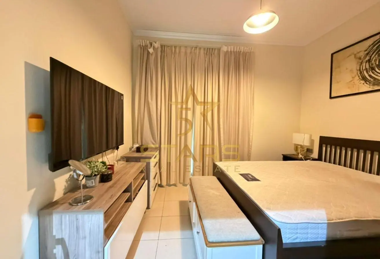 87878145 - Property Main Image