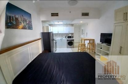 Apartment - Studio - 1 Bathroom for rent in Manchester Tower - Dubai Marina - Dubai
