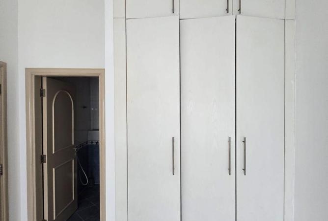 70704177 - صورة العقار 2