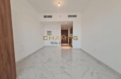 Apartment - Studio - 1 Bathroom for rent in Oasis 1 - Oasis Residences - Masdar City - Abu Dhabi