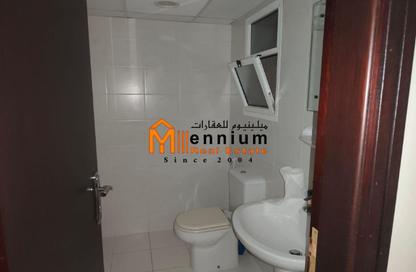 Office Space - Studio - 1 Bathroom for rent in Thuraya Al Majaz Building - Al Majaz 3 - Al Majaz - Sharjah